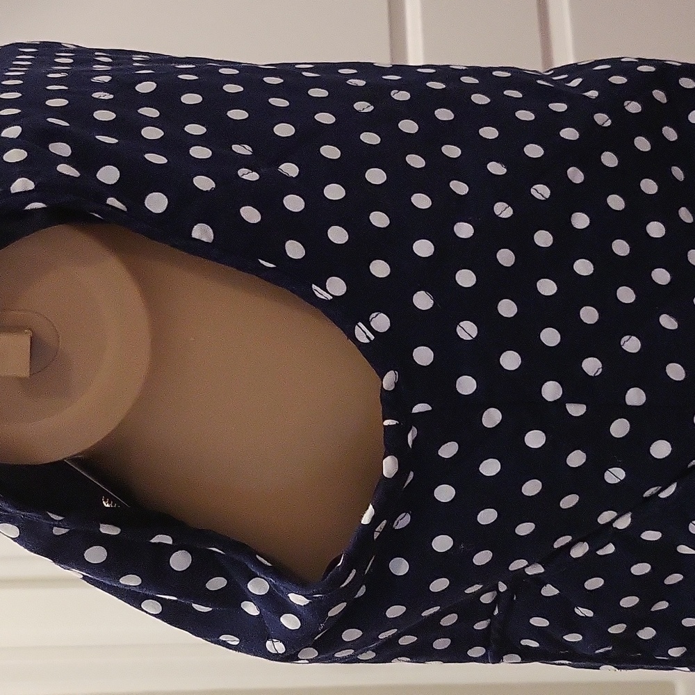Vest - Picture 2 of 3
